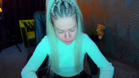 Snapshot of anna_snow9 chatting on 04/24/26, 05:21 anna_snow9 online show from 04/24/26, 05:21