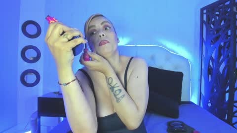 Anna online show from 01/22/25, 02:48