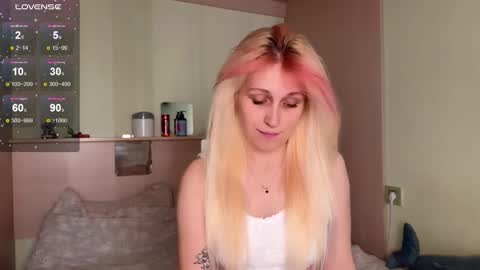 Annabel online show from 09/09/25, 11:10