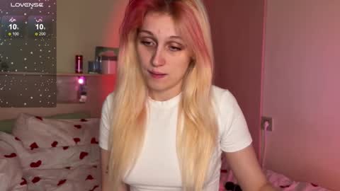 Annabel online show from 09/24/25, 09:12