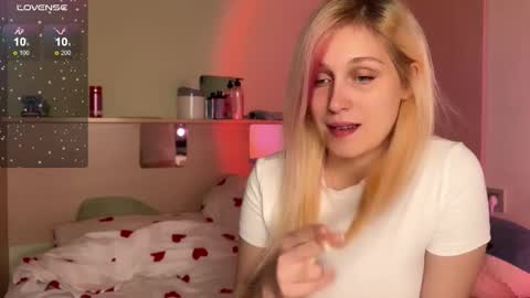 Annabel online show from 10/15/25, 11:43