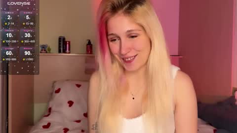 Annabel online show from 10/18/25, 12:39