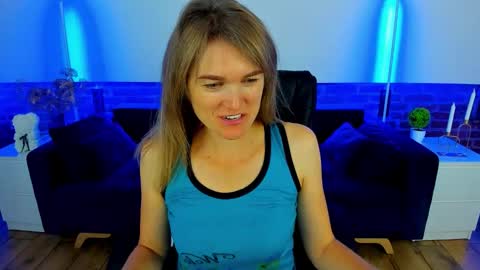 Annabel online show from 09/13/25, 05:40