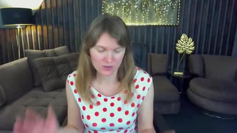 Snapshot of annabel_xxx chatting on 03/19/26, 08:57 Annabel online show from 03/19/26, 08:57