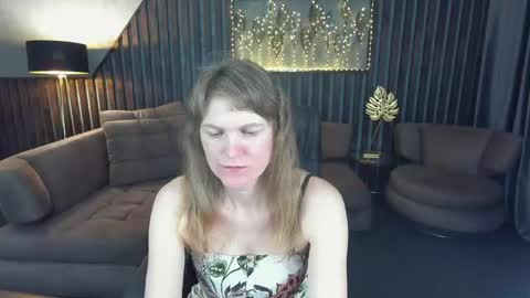 Snapshot of annabel_xxx chatting on 04/23/26, 05:59 Annabel online show from 04/23/26, 05:59