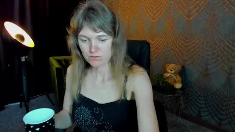 Annabel online show from 05/16/26, 06:32