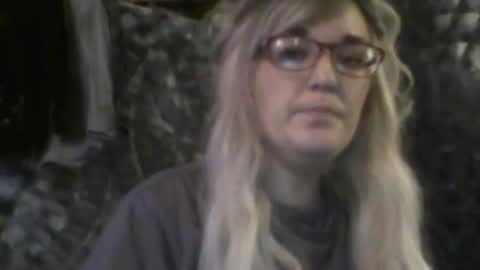 Snapshot of annabelle7777 chatting on 01/12/25, 05:44 Anna online show from 01/12/25, 05:44