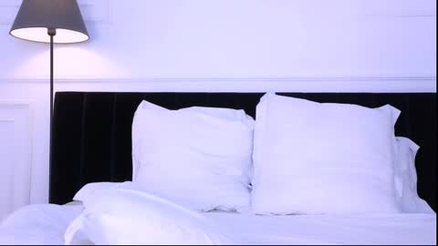 Snapshot of annabellelu chatting on 11/18/25, 02:50 AnnaBelle online show from 11/18/25, 02:50