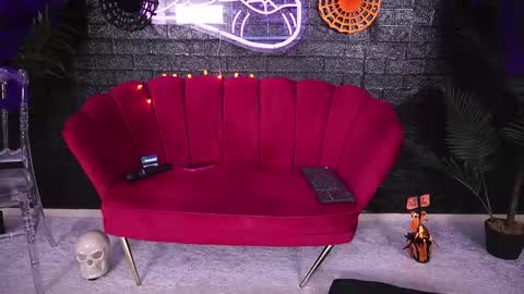 Anna online show from 10/29/25, 05:20