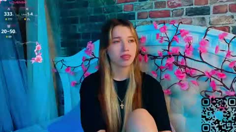 Anna online show from 06/16/26, 07:11