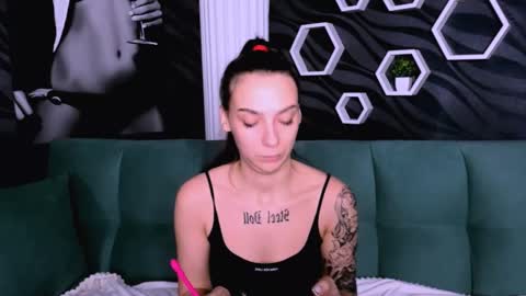 Snapshot of annabishop chatting on 01/14/25, 07:06 annabishop online show from 01/14/25, 07:06