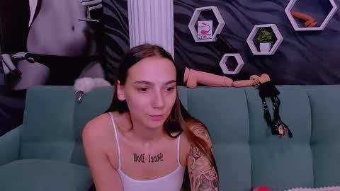 Snapshot of annabishop chatting on 01/21/25, 06:22 annabishop online show from 01/21/25, 06:22