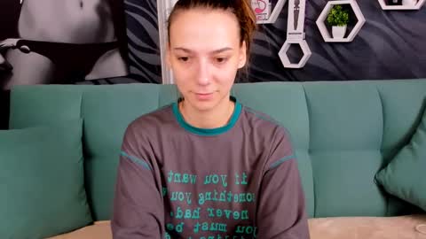 Snapshot of annabishop chatting on 02/12/25, 03:18 annabishop online show from 02/12/25, 03:18