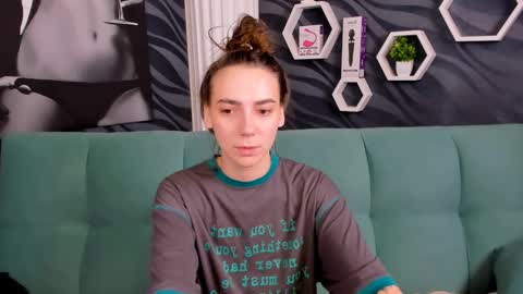 Snapshot of annabishop chatting on 02/12/25, 11:51 annabishop online show from 02/12/25, 11:51