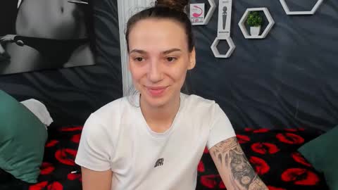 Snapshot of annabishop chatting on 02/24/25, 03:44 annabishop online show from 02/24/25, 03:44