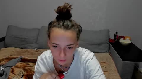 Snapshot of annabishop chatting on 12/04/25, 01:59 annabishop online show from 12/04/25, 01:59