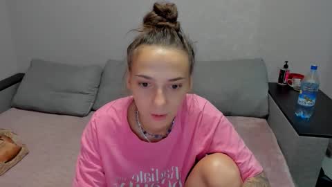 Snapshot of annabishop chatting on 12/05/25, 01:25 annabishop online show from 12/05/25, 01:25