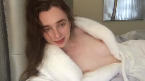 Snapshot of annabisoux chatting on 09/10/25, 10:10 Anna online show from 09/10/25, 10:10