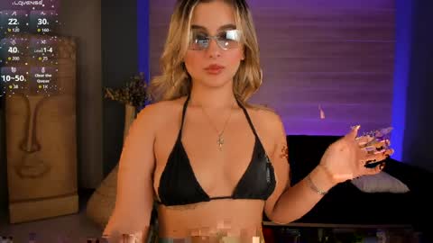 Snapshot of annabrooks_ chatting on 04/13/26, 09:20 Anna Brooks online show from 04/13/26, 09:20