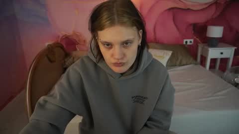Snapshot of annacandie chatting on 09/19/25, 05:20 Anna online show from 09/19/25, 05:20