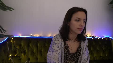 Snapshot of annaelys chatting on 01/14/25, 12:33 Anna online show from 01/14/25, 12:33