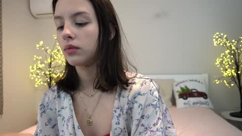 Snapshot of annaelys chatting on 01/22/25, 08:59 Anna online show from 01/22/25, 08:59