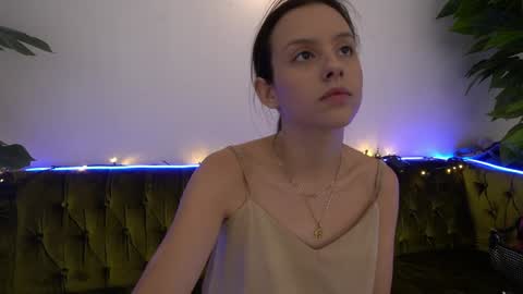 Snapshot of annaelys chatting on 01/29/25, 10:22 Anna online show from 01/29/25, 10:22