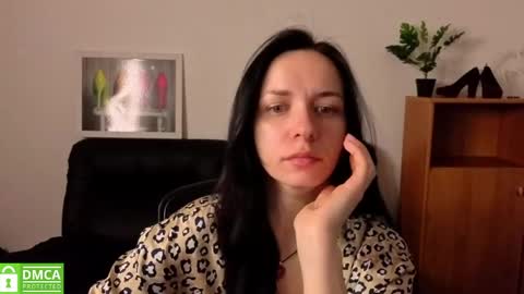 Snapshot of annakillian_kiss chatting on 04/10/26, 05:45 Anna online show from 04/10/26, 05:45