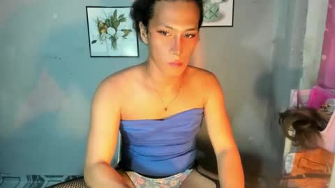 Snapshot of annalala22 chatting on 04/18/26, 11:36 annalala22 online show from 04/18/26, 11:36
