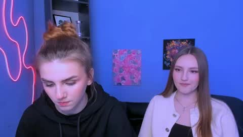 Snapshot of annallisa chatting on 04/20/26, 11:13 annallisa online show from 04/20/26, 11:13