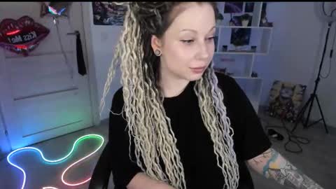 Snapshot of annanebula chatting on 03/12/26, 03:40 Anna online show from 03/12/26, 03:40