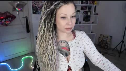 Snapshot of annanebula chatting on 03/22/26, 02:48 Anna online show from 03/22/26, 02:48