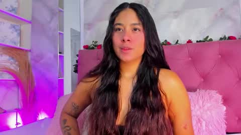 Snapshot of annaqueen_ chatting on 11/21/25, 04:38 Anna online show from 11/21/25, 04:38