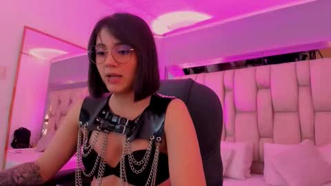 Annara Lein online show from 10/18/25, 02:47