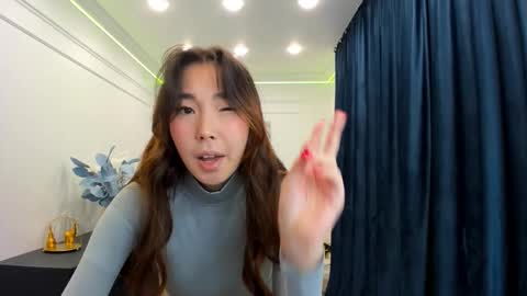 Anna online show from 10/05/25, 07:12