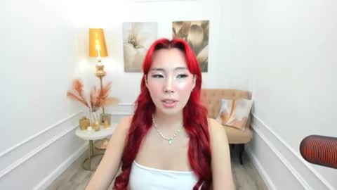 Snapshot of annareyli chatting on 07/10/26, 11:13 Anna online show from 07/10/26, 11:13
