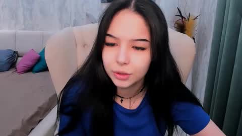 Snapshot of annarice chatting on 10/06/25, 08:34 Anna online show from 10/06/25, 08:34