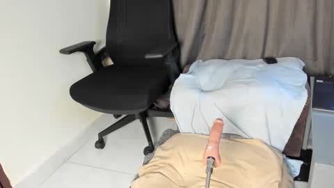 annarose98 online show from 03/11/25, 12:39