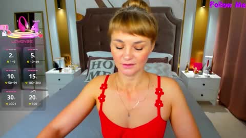 Anna online show from 09/25/25, 12:58