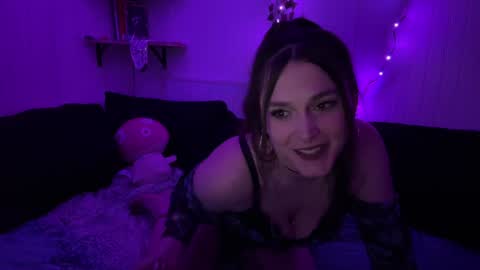 annaskylar online show from 01/22/25, 05:59