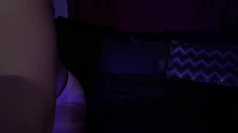 annaskylar online show from 02/09/25, 09:16