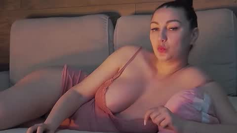 annasplash online show from 02/07/26, 07:01