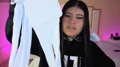 Anna online show from 04/17/26, 01:14