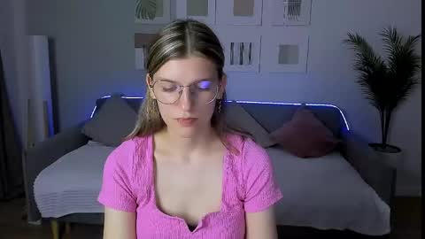 Im Anna online show from 05/19/26, 08:53