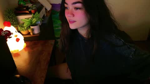 Snapshot of annatigarr chatting on 10/06/25, 02:31 meow online show from 10/06/25, 02:31