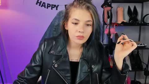 Anna online show from 09/25/25, 07:17