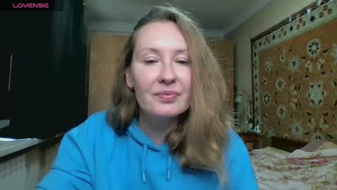 AnnaXLovers online show from 10/10/25, 12:15