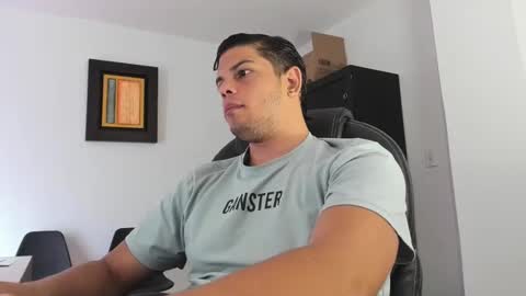 Anndy Hardy online show from 12/23/24, 12:30