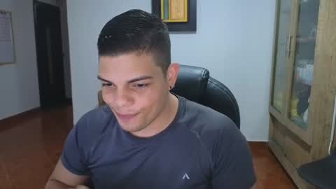 Anndy Hardy online show from 09/25/25, 10:24