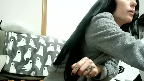 anne online show from 09/18/25, 01:13